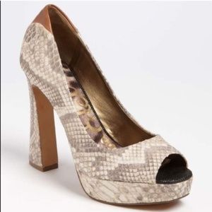 Sam Edelman “snakeskin” platforms SIZE 4